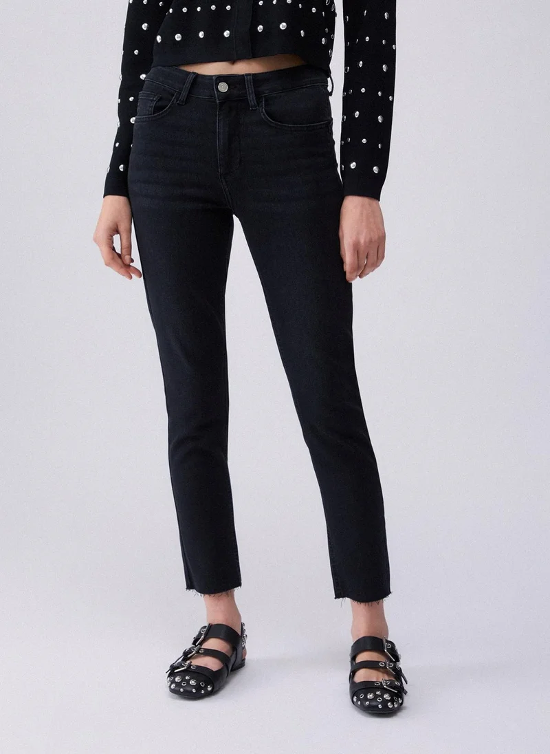 ليو جو High-rise skinny jeans
